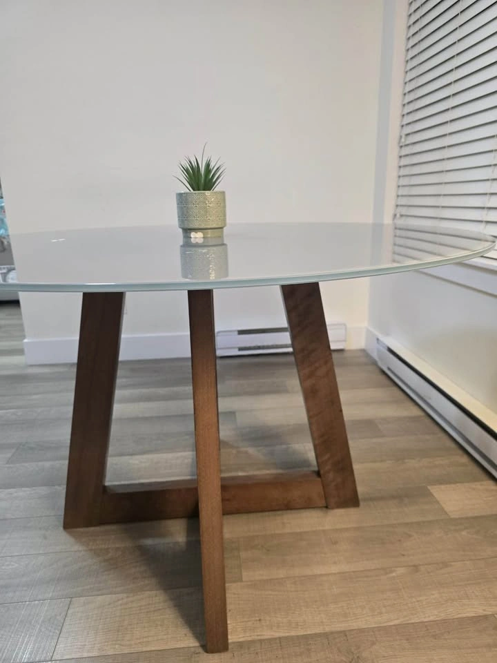 Dining table & chairs - photo 3