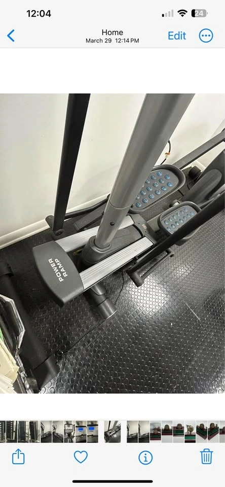 Reebok 1000ZX Elliptical Machine - photo 3