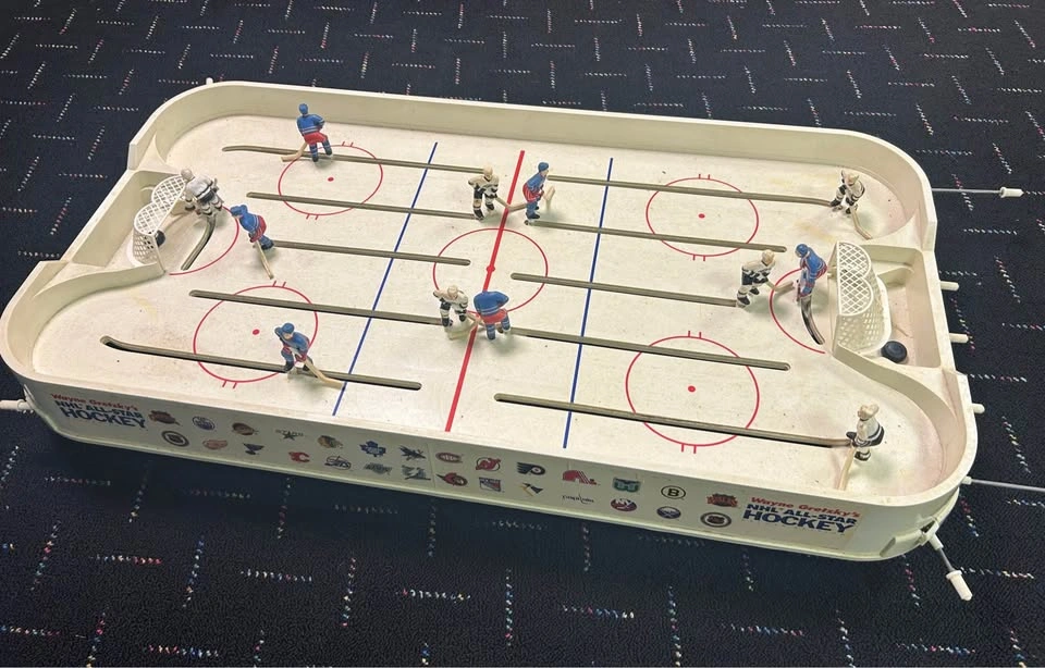 Wayne Gretzky’s All-Star Hockey Tabletop Game - photo 3