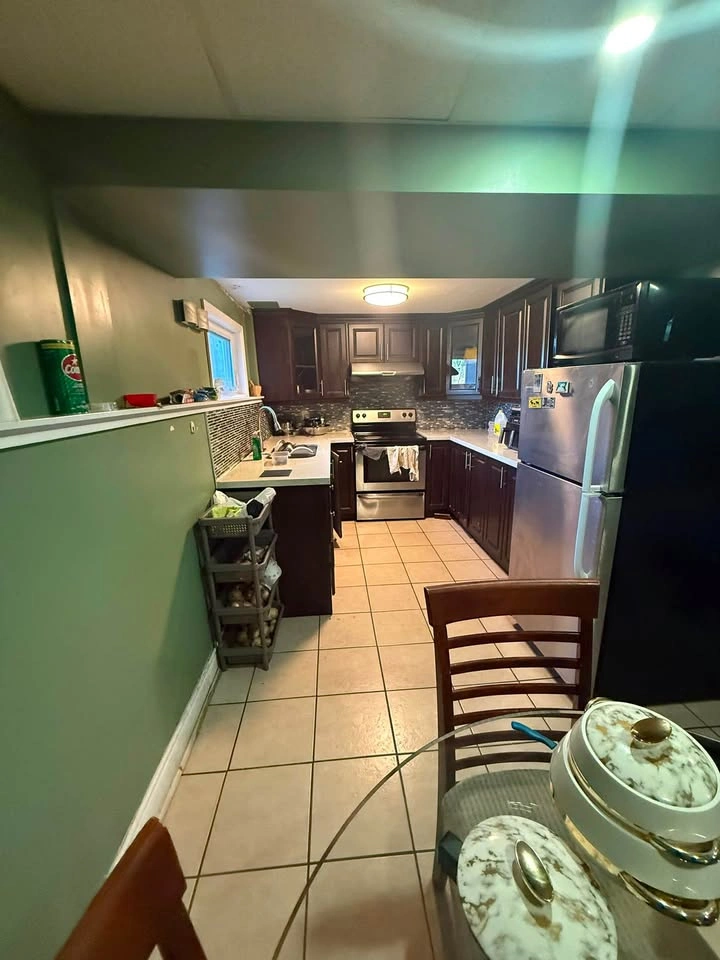 3 Beds 1 Bath - House - photo 4