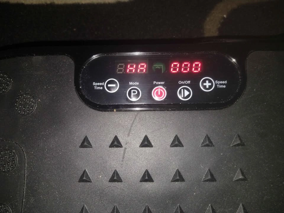 HTM Vibration Plate Exercise Machine - photo 3