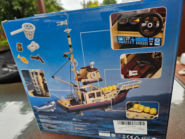 Brand new Fishing Boat Lego, closed box, moving sale - photo 2