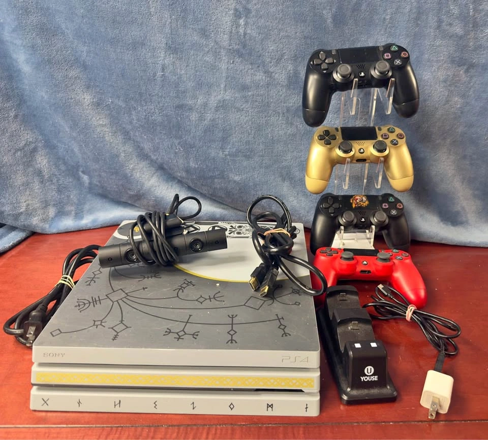 5TB God of war PS4 Pro w/ PSVR bundle