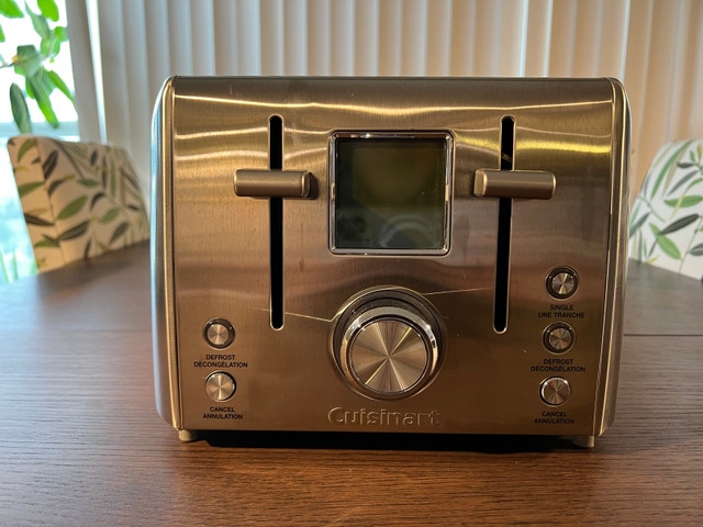 Premium Breakfast Trio: Cuisinart Toaster, Salton Kettle, Bialet - photo 2