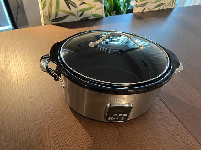 Meal Prep Bundle: FoodSaver Vacuum Sealer + Moulinex Slow Cooker - photo 2