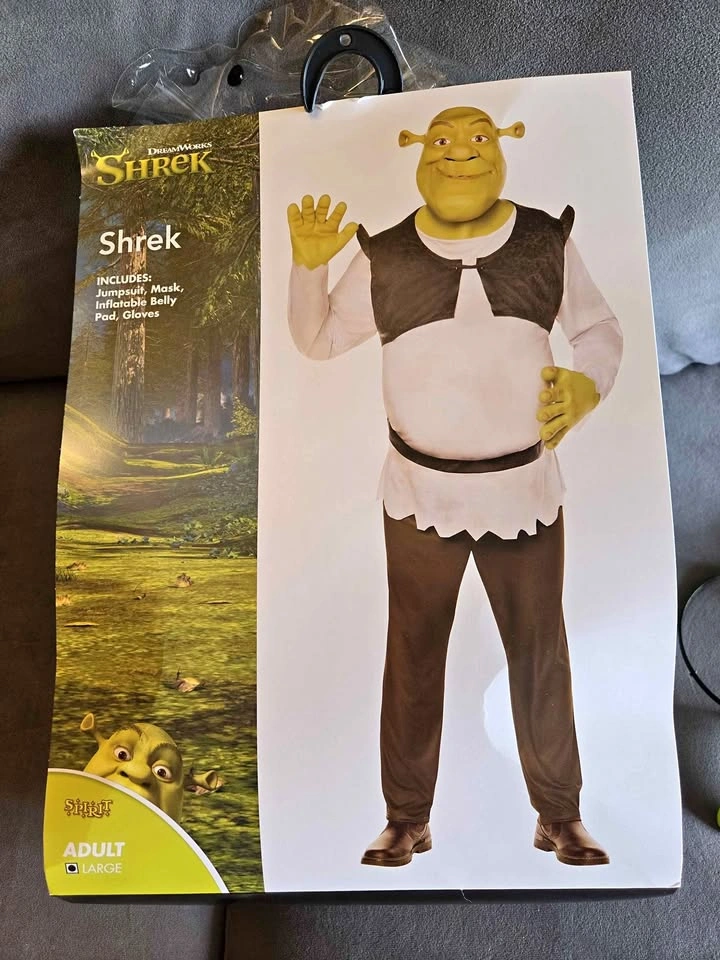 Halloween costume shrek with accessories