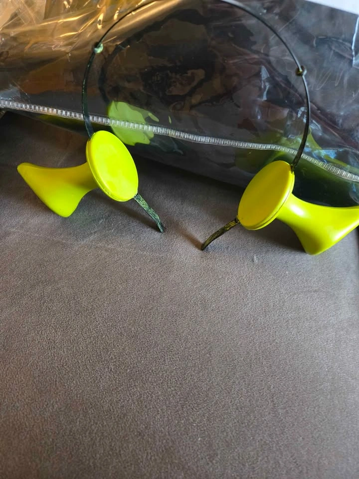 Halloween costume shrek with accessories - photo 2