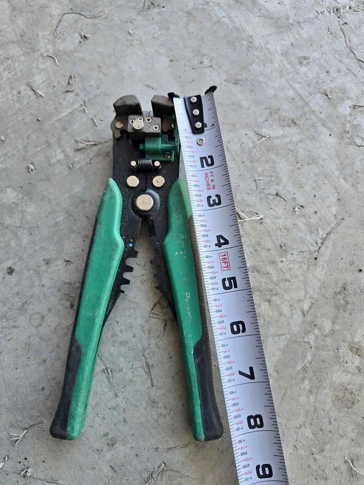 WIRE STRIPPER (AUTOMATIC)