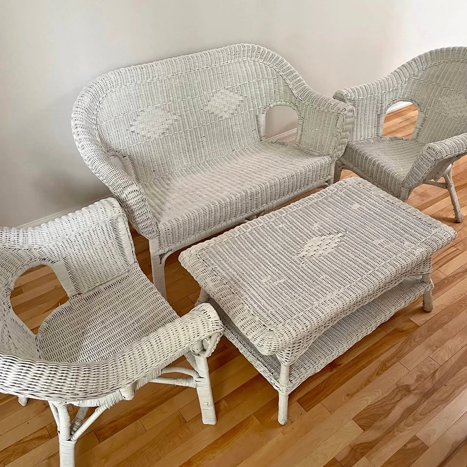 White Wicker Furniture Set