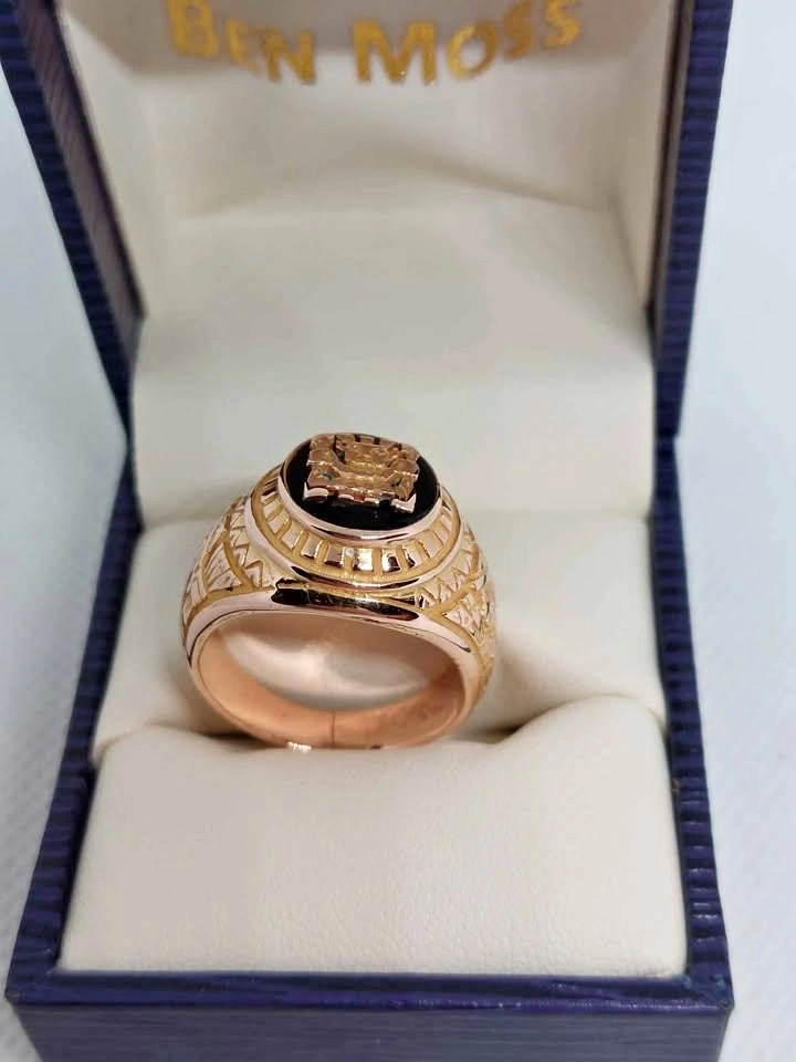 14K Gold Ring Aztec Mayan design Size 6.5