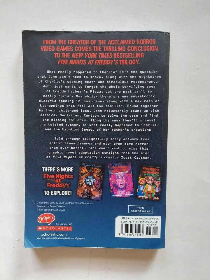 Five Nights at Freddy's Graphic Novels: The Fourth Closet - photo 2