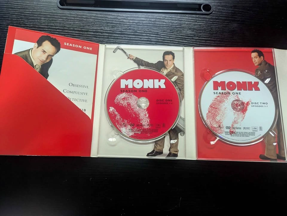 Monk Season One – Complete DVD Box Set (4 Discs) - photo 4