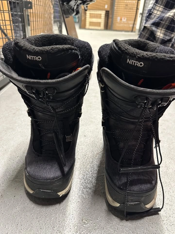 Nitro Faint TLS Women's Snowboard Boots – US 6.5 – Like New - photo 2