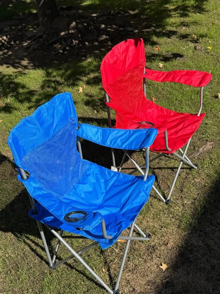 Set of 2 Foldable Mesh Camping Chairs with Carrying Cases - photo 2