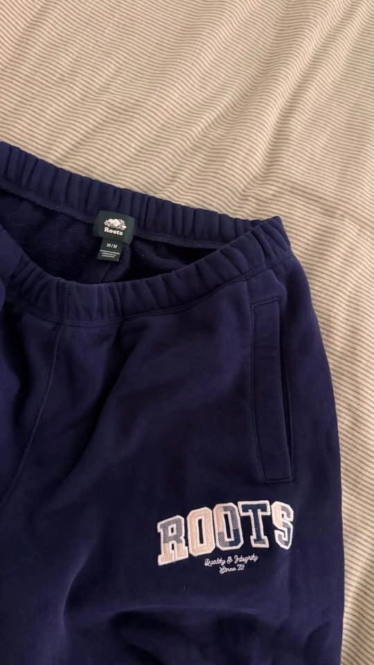 Roots Navy Blue Sweatpants - Size M - Embroidered Logo - photo 2