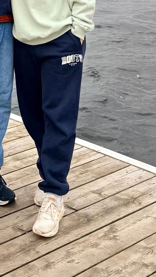 Roots Navy Blue Sweatpants - Size M - Embroidered Logo - photo 3