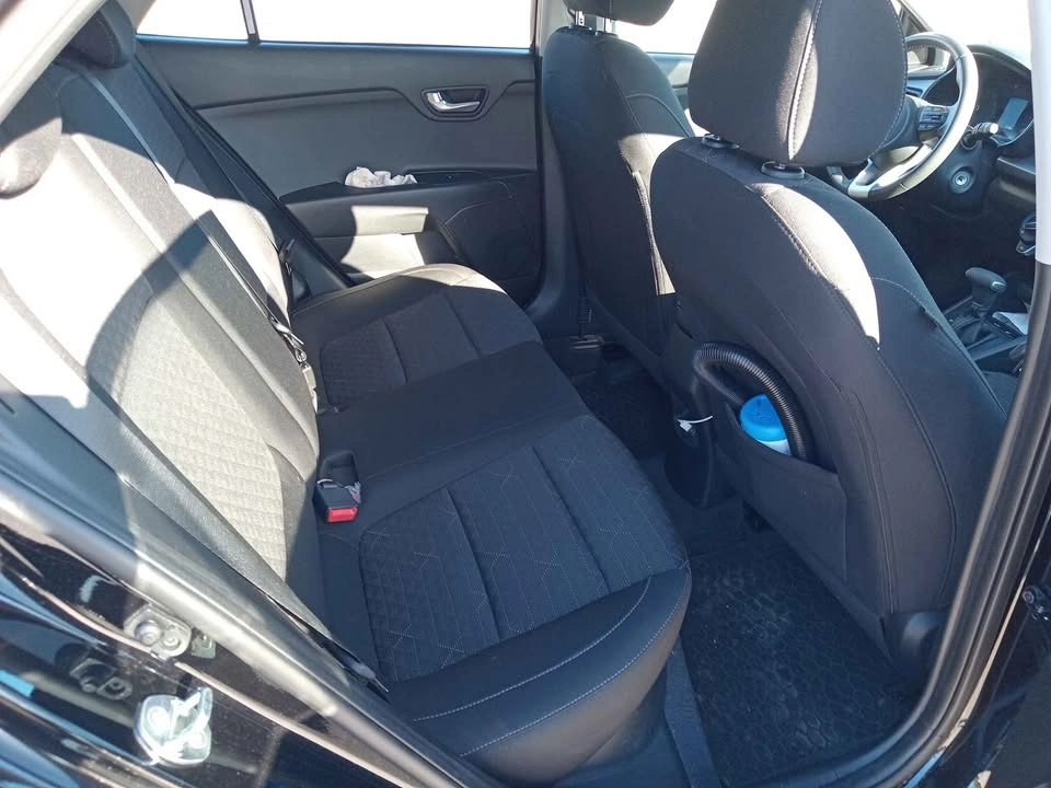 2023 Kia Rio - photo 5