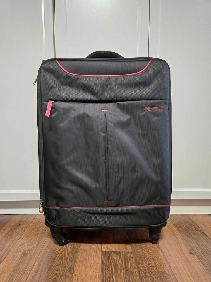 American Tourister Softside Spinner Suitcase