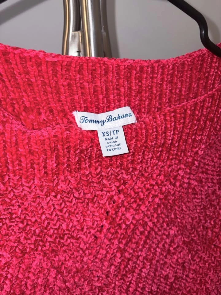 Red knitted winter top - photo 2