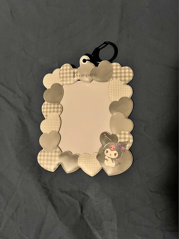 Kuromi card holder keychain