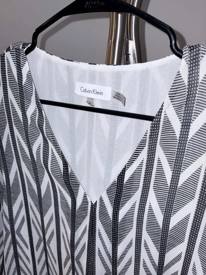 Calvin Klein Blouse - photo 2