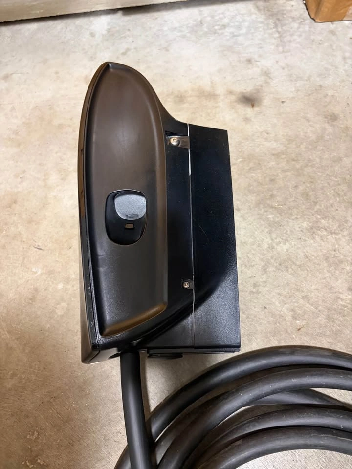 Tesla Wall Connector Gen 2 – Home EV Charger (up to 80A) - photo 5