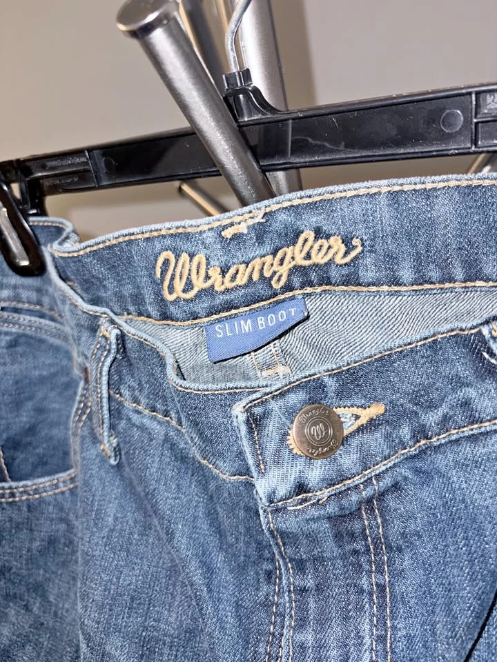 Wrangler Retro Men's Slim Fit Bootcut Jeans (34 x 34)
