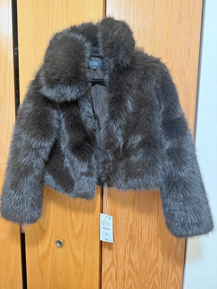 ZARA Cropped Faux Fur Jacket XS - Dark Brown, New With Tags