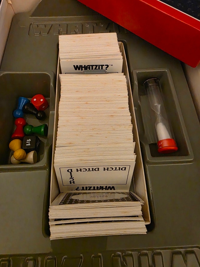 Vintage 1987 Whatzit? Board Game – 100% Complete - photo 3