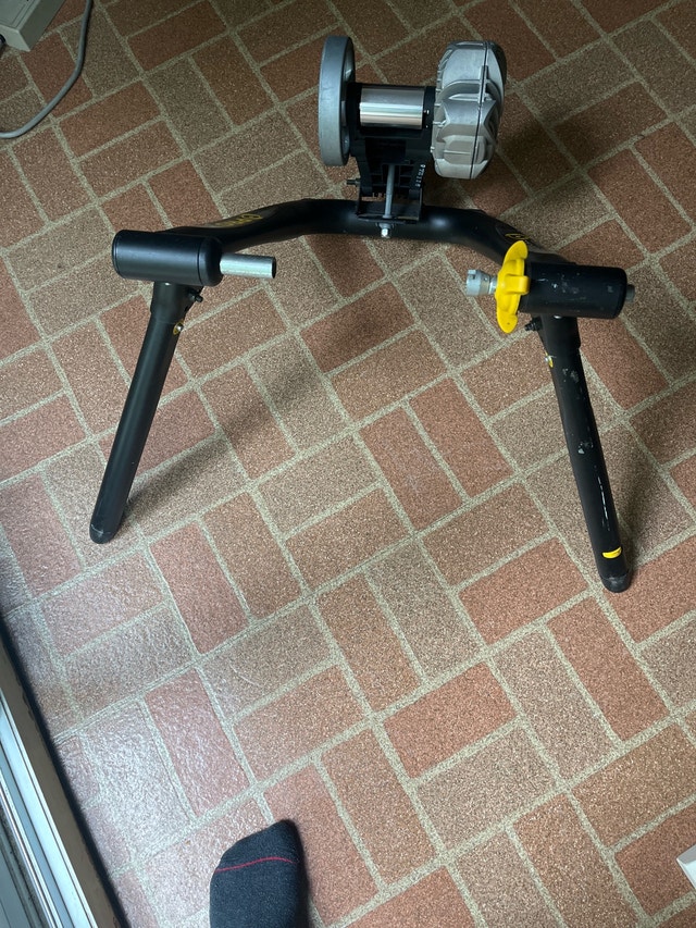 CycleOps Pro Series Indoor Bike Trainer - photo 3