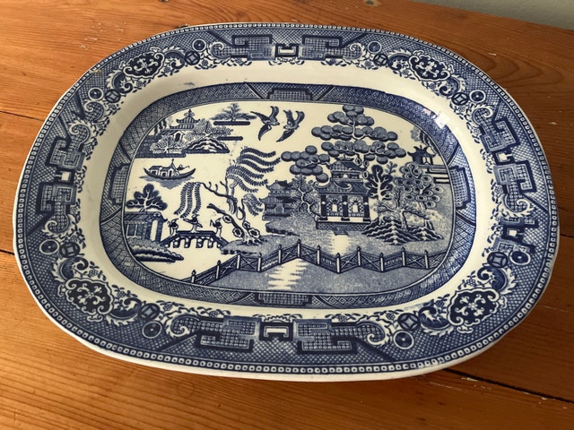 Baker & Co. Willow Pattern serving dish