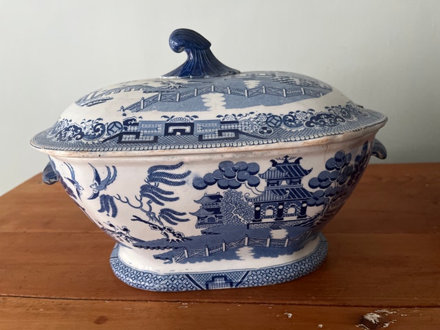 Blue Willow Tureen