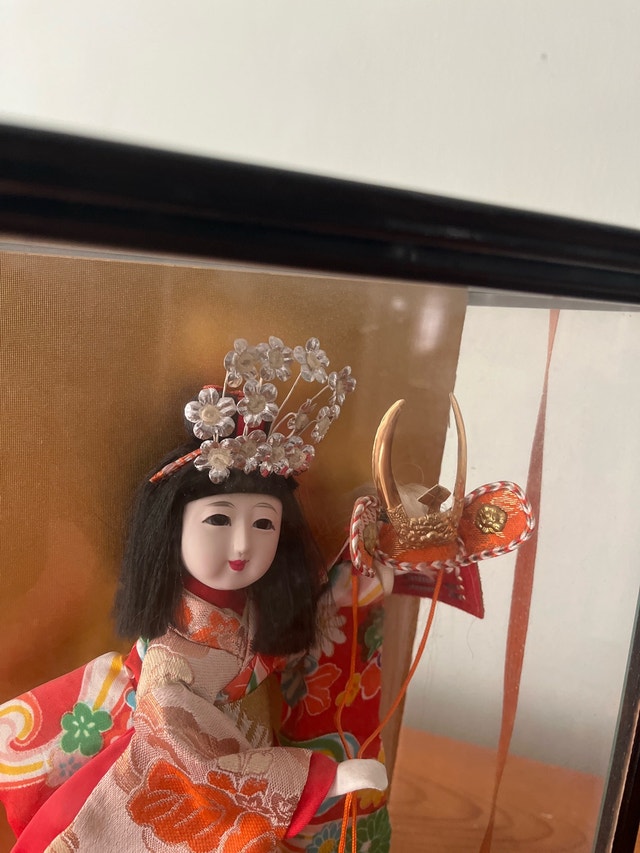 Japanese Doll with Samurai Helmet - photo 2