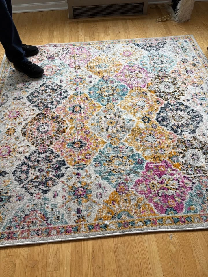 Colorful Square Rug - Delivery Available - photo 2
