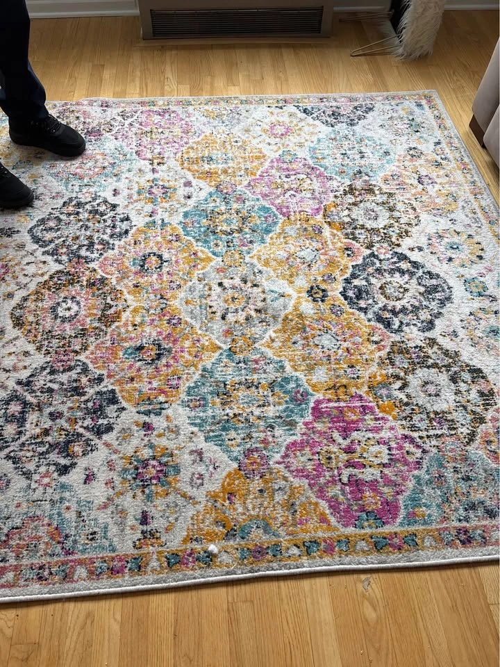 Colorful Square Rug - Delivery Available - photo 3