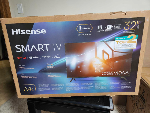 NIB Hisense 32" TV