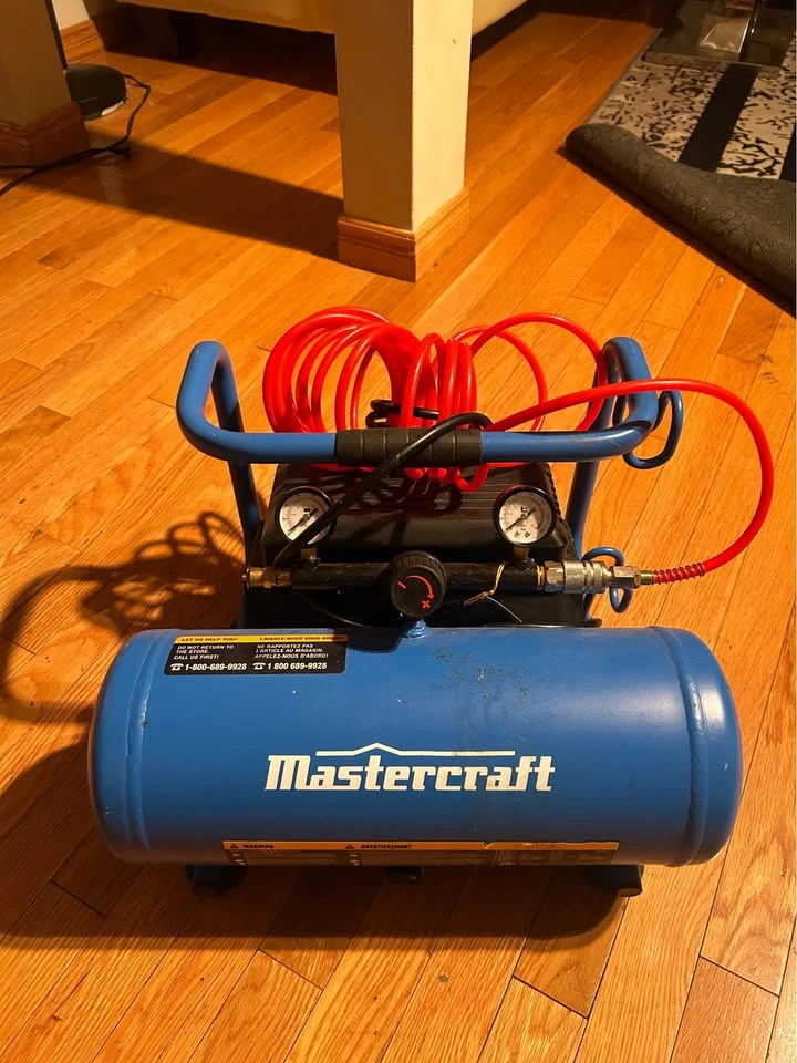 Mastercraft Portable Air Compressor - photo 2