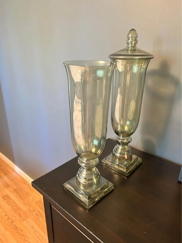 Large Decorative Glass Lidded Urns / Apothecary Jars (Set of 2) - photo 2