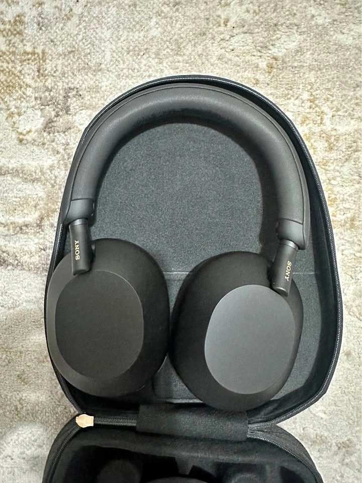 Sony WH-1000XM5 Wireless Noise Canceling Headphones