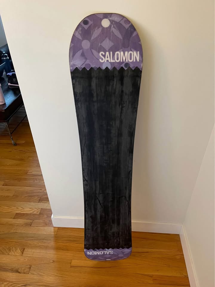 Women’s Salomon Snowboard Size S - photo 2