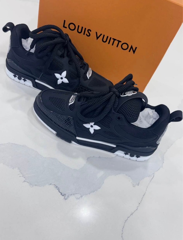 lv Louis Vuitton skate sneaker - size 11