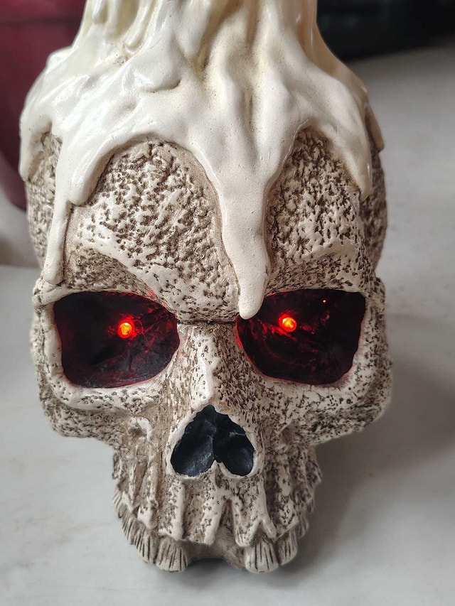 Ceramic LED Skull & Candle Light