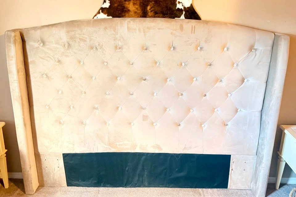 Gorgeous King Velvet Tufted Wingback Headboard – Cream/Beige - photo 2