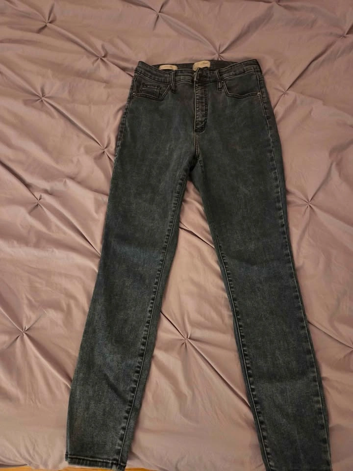 Womens Jeans: Sizes 4 - 8 - photo 5