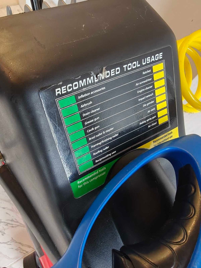 Husky Air Compressor 8 Gallon - photo 3