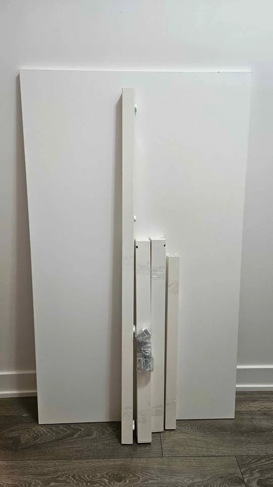 IKEA VIHALS Table | White | Excellent Condition - photo 2