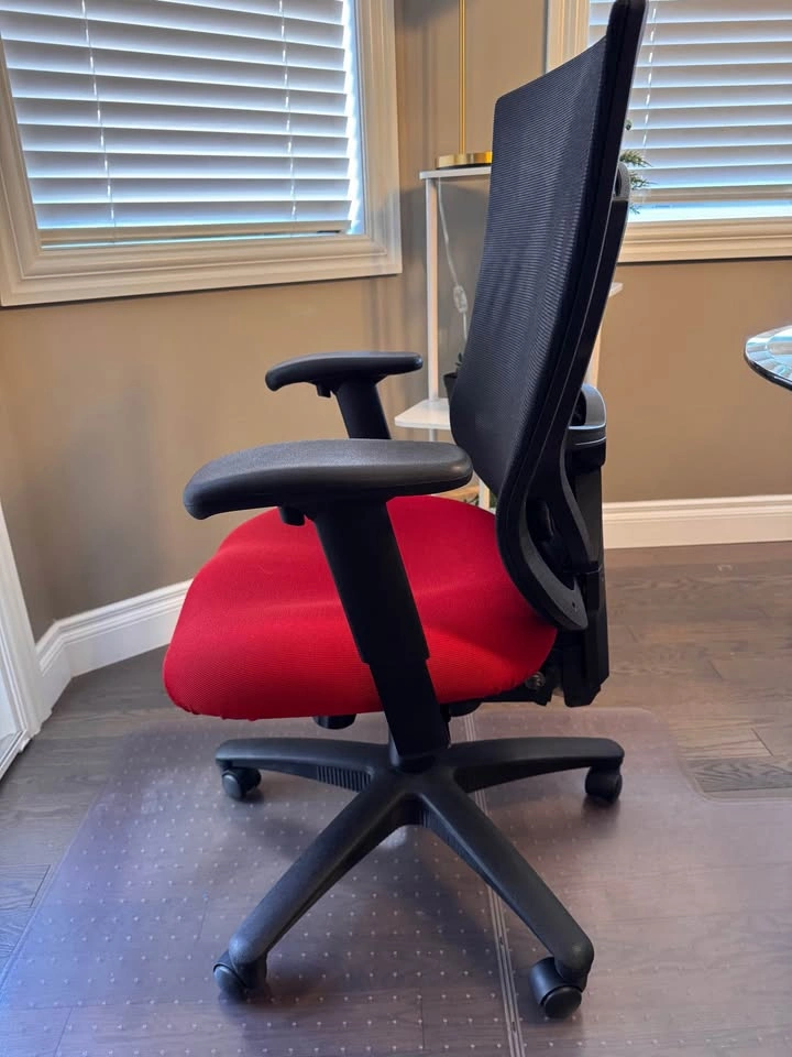 NEW Ergonomic Office Chair - photo 3