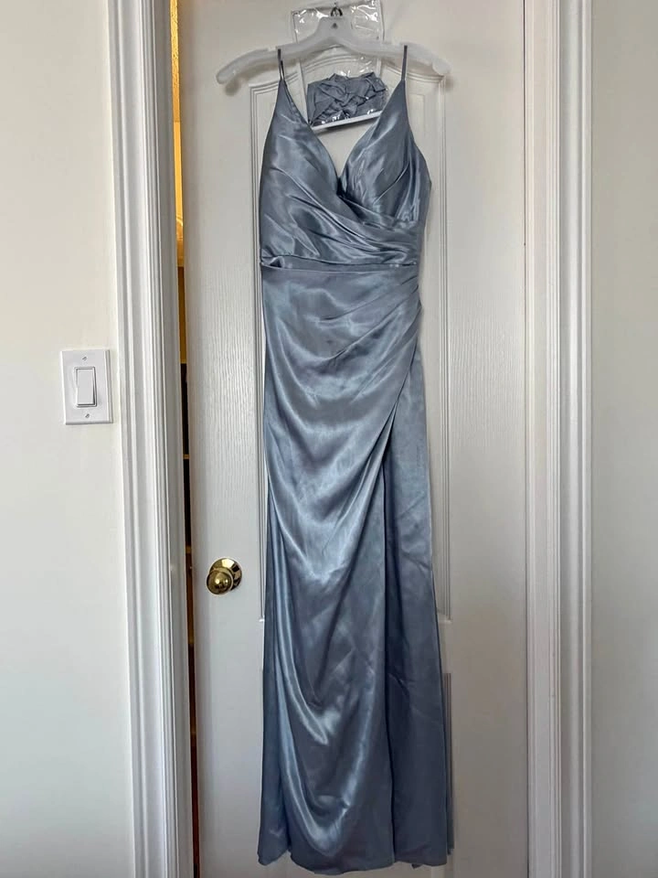 David’s Bridal Blue Dress - size 4