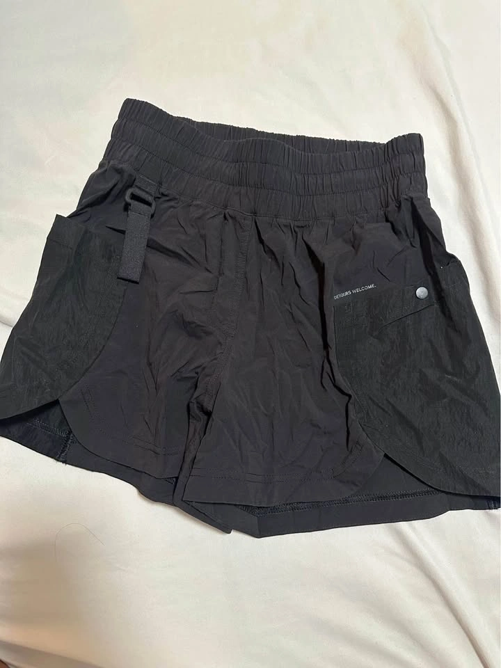 lululemon shorts - photo 2