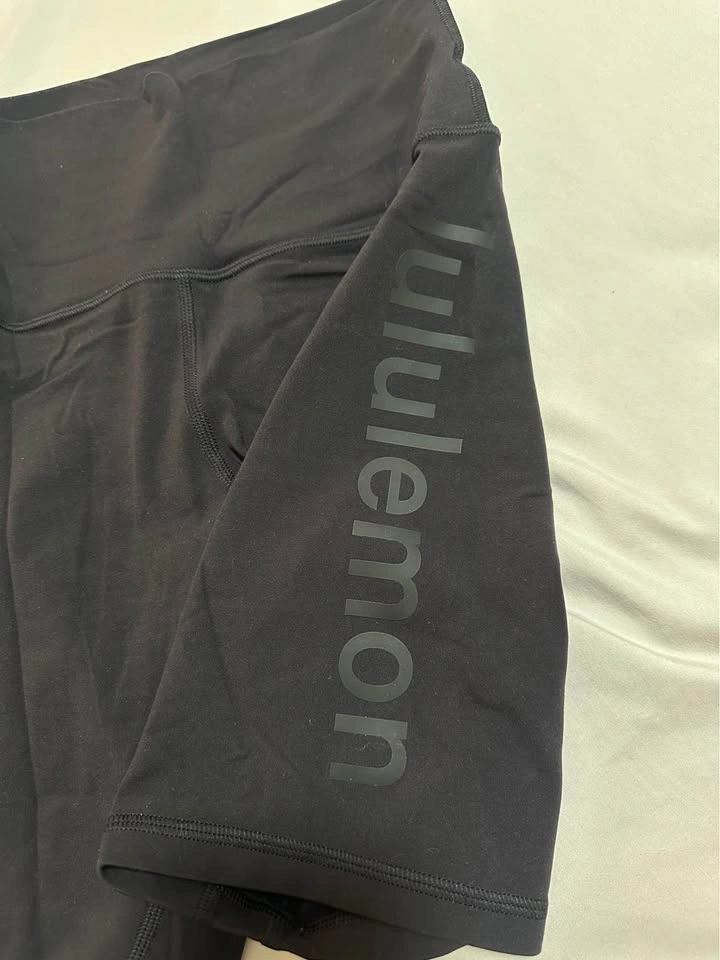 lululemon shorts - photo 2